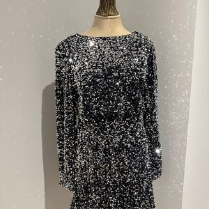 RW&CO. Black and Silver Sequin Long Sleeve Dress